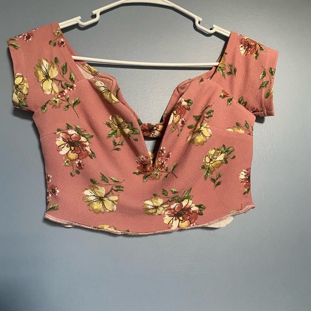 Crop top by Mine
